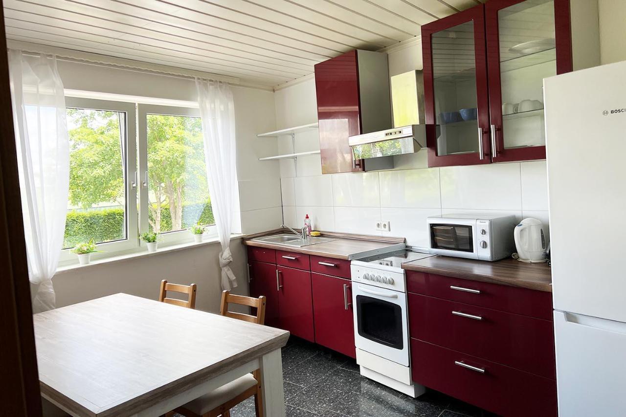 Cozy Worker Apartments Niederkassel Exterior photo